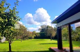 Detached house for sale in Riga, 370.00m2