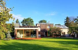 Detached house for sale in Riga, 370.00m2