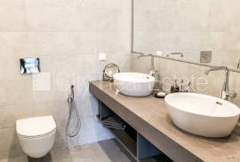 Detached house for rent in Riga, 280.00m2