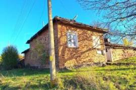 House with garden in village with mineral water in the Danube Plain Click to teach Gmail this conversation is important