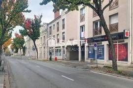 70 M2 A LOUER RUE RABELAIS GARE/UCO