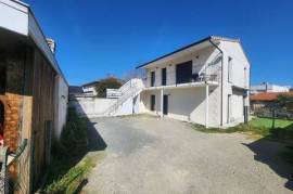 Immeuble moderne à Cenon (33150) – Investissement locatif