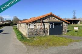 Terrain constructible avec belle grange!