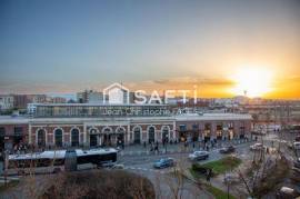 Exceptionnel F4 – 90 m2 – parking et caves - DPE 
