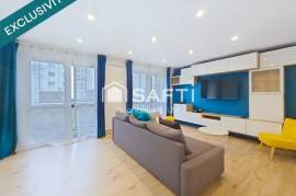 Appartement rénové de 99 m2, avec parc.
