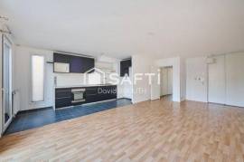 Appartement 4 pièces 3 chambres de 80 m2 avec Balcon et Place de parking au sous sol DPE 
