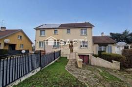 Idéal famille : Maison 3 chambres avec Sous-sol, Hangar et Stationnements