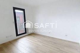 Studio de 14 m2 refait à neuf à deux pas du métro Robespierre (ligne 9)