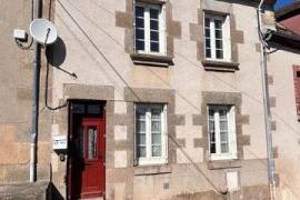 Maison en coeur de ville, sur les hauteurs