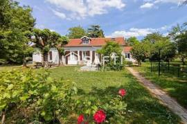 Belle maison de Plain-pied - 3 chambres sur terrain de 2 500 m²