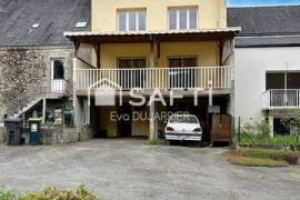 Maison familiale 167m2 sur un terrain de 2718m2