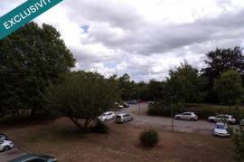 F 3, 55m2, 2 chambres avec parking et cave