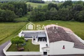 Calme, sans travaux, grand garage