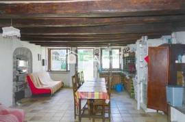 Maison de village avec jardin et abri voiture