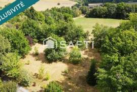 TERRAIN DE 1584m2 SUR LES HAUTEURS DE VERGT
