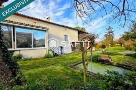 Maison en pierre autonome en énergie !! Garage, dépendances, jardin ! Parcelle constructible à revendre !