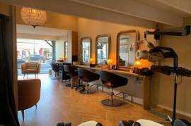Salon de coiffure clé en main, affaire rentable.