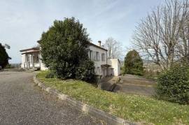 Ensemble immobilier exceptionnel à Pujols