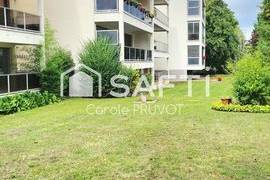 Freneuse - Appartement lumineux de 94m2 / 2 chambres / Balcon / Box