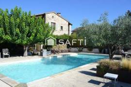 Mas 292m2 avec terrain 4718m2, piscine, calme
