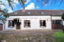 Maison ancienne avec grand atelier