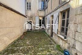 Maison de caractère 280m2 – Centre historique