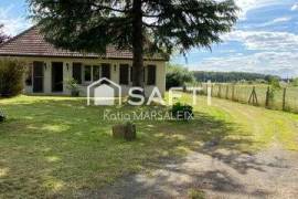 Maison sur sous-sol avec jardin de 2 587m²