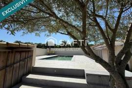 Maison 3 chambres plus bureau plus piscine