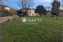 Maison de campagne en pierres 205m2, 4 chambres sur parcelle 3838m2