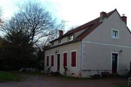 Ancienne commanderie réhabilitée au fort potentiel