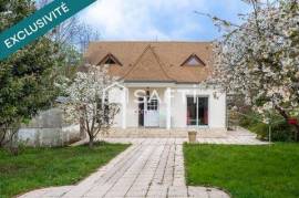 POISSY – Quartier de l’Abbaye – Maison familiale 4 chambres + dépendance