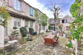 Longère de charme avec logement loué et grange