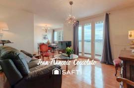 Bel appartement 2 chambres avec balcon et garage