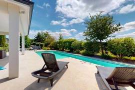 Maison familiale de plain-pied – 5 chambres