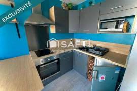 NIORT / APPARTEMENT / UNE CHAMBRE / BALCON / CAVE / GARAGE / PLACE DE PARKING !