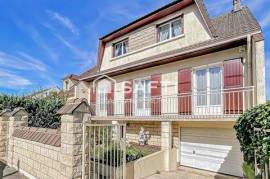Maison individuelle avec 3 niveaux habitables