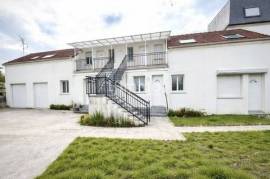 Immeuble à Montfermeil (93370) de 197 m²