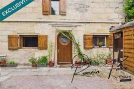 Maison en pierre avec 2 chambres, un très grand atelier et chai avec une vue sur la Dordogne