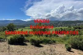 BUILDING LAND WITH PERMIT