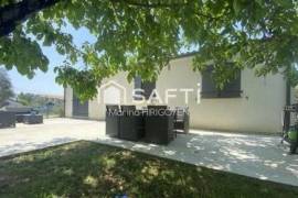 Maison RT2012 , aucuns travaux , 3CH et 1 bureau