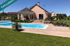 MAISON D'ARCHITECTE - TOUT CONFORT - PISCINE -