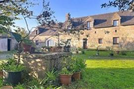 Propriété de charme – 11 pièces – 211 m²