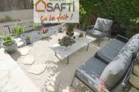 PROCHES DE TOUTES LES COMMODITES ! PROCHES DE TOUTES LES COMMODITES !