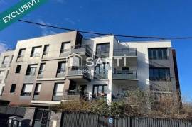 Récent, très bon état, balcon, parking et box