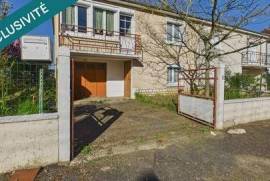 Maison à rafraîchir avec garage et jardin