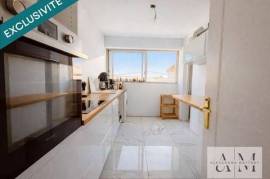 Appartement T4 de 84 m² traversant et lumineux proche des commodités vendu avec 2 balcons, cave et box
