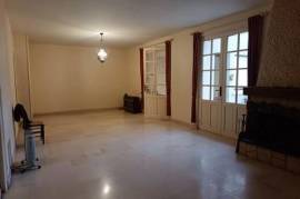 Proche des commodités, maison de plain-pied