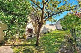 Maison familiale avec jardin