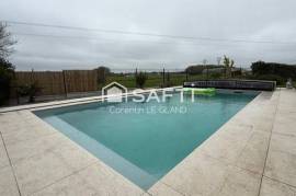 Maison au calme avec piscine et vue dégagée