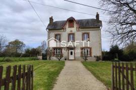 MAISON EN PIERRE - CHARME - VACANCES - JARDIN